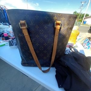 Authentic lv